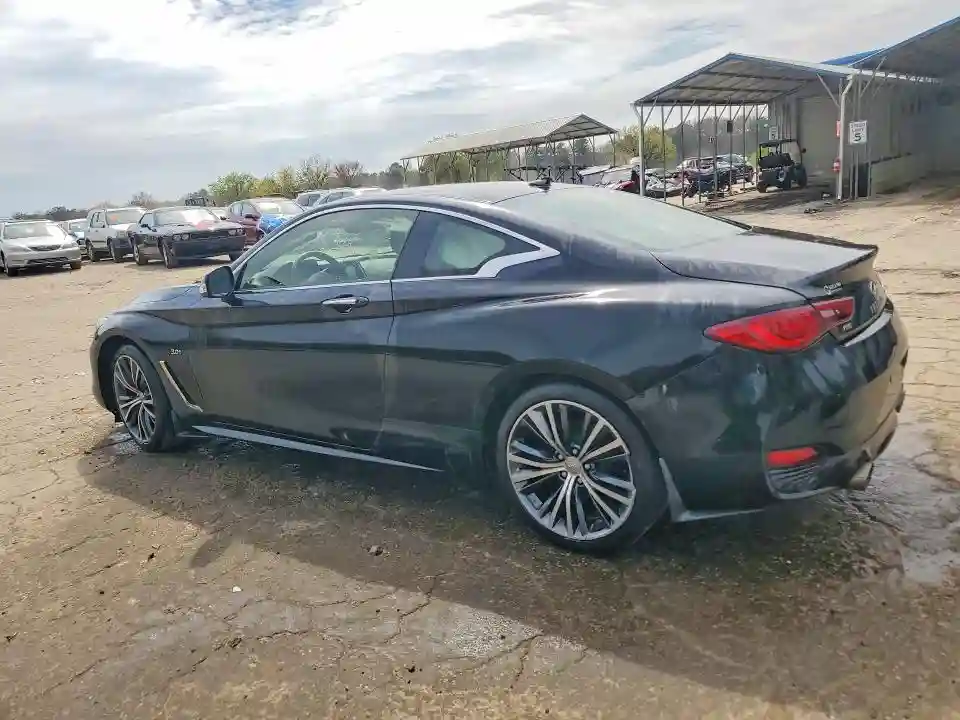 JN1EV7EL2JM391572 2018 INFINITI Q60-1