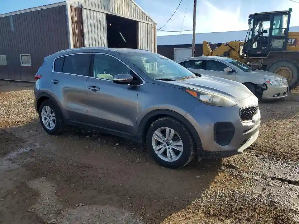 KNDPM3AC9J7396936 2018 KIA SPORTAGE-3