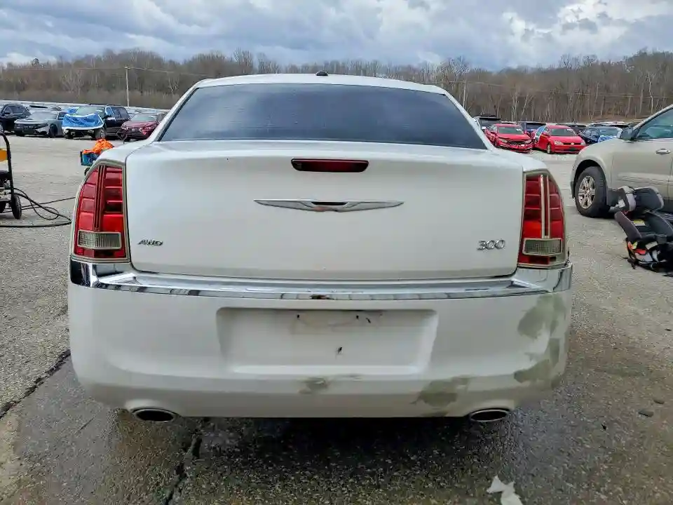 2C3CCAHG0CH313792 2012 CHRYSLER 300-5