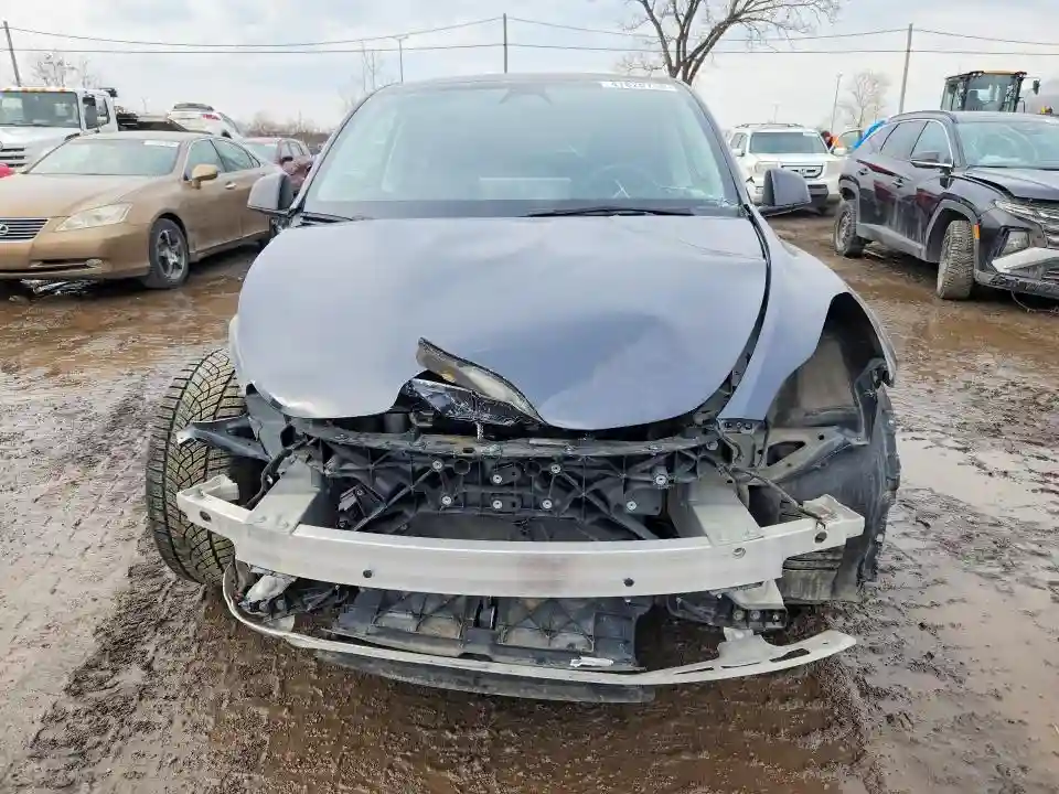 7SAYGDEE0SF267866 2025 TESLA MODEL Y-4