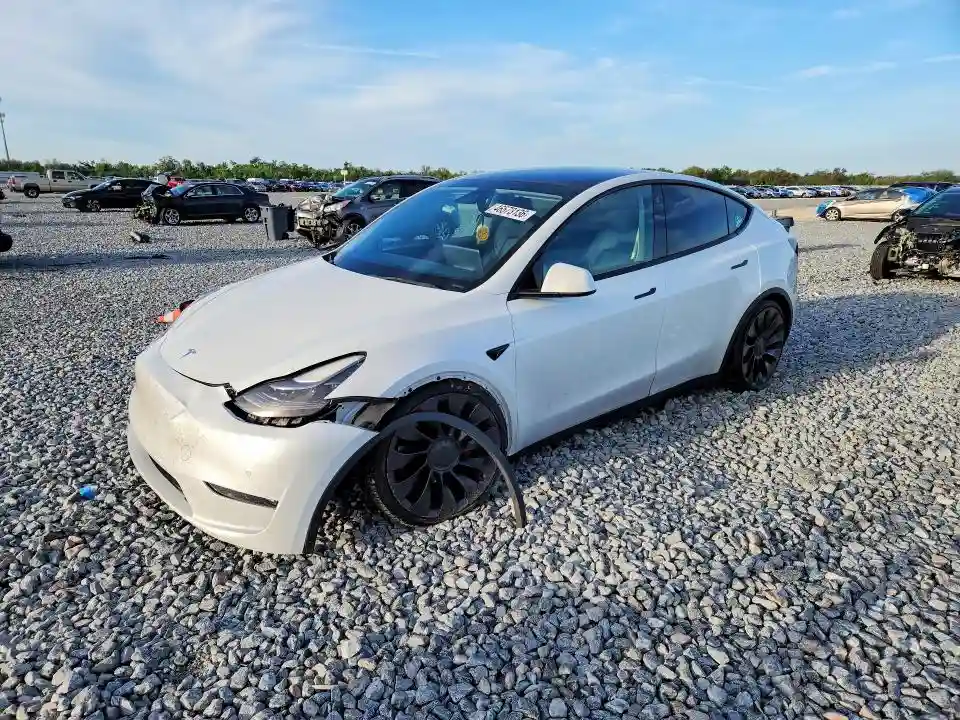 7SAYGDEF8NF326952 2022 TESLA MODEL Y-0
