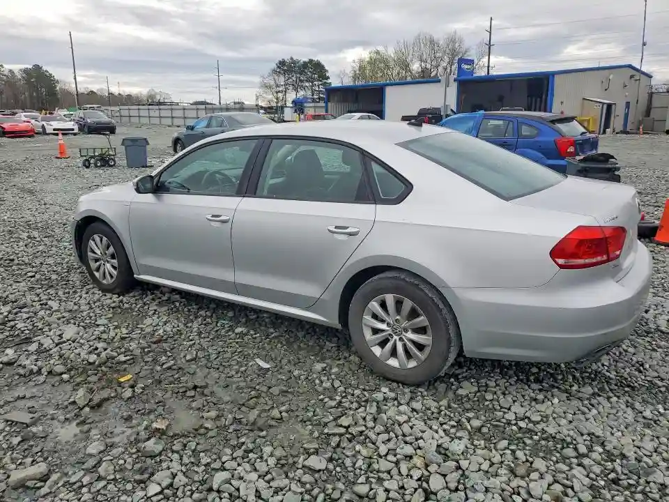 1VWAT7A32EC070700 2014 VOLKSWAGEN PASSAT-1