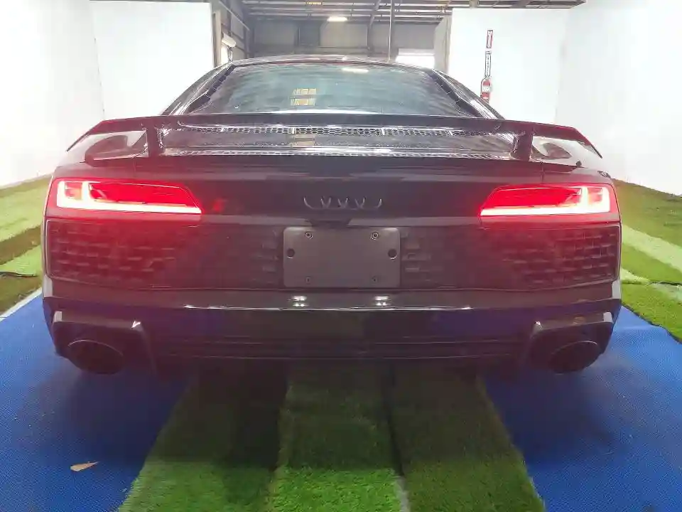 WUAKBAFX5M7901359 2021 AUDI R8-5