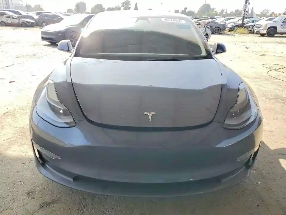 5YJ3E1EB9NF172406 2022 TESLA MODEL 3-4