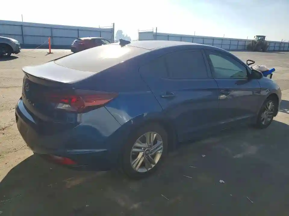 5NPD84LFXKH435440 2019 HYUNDAI ELANTRA-2