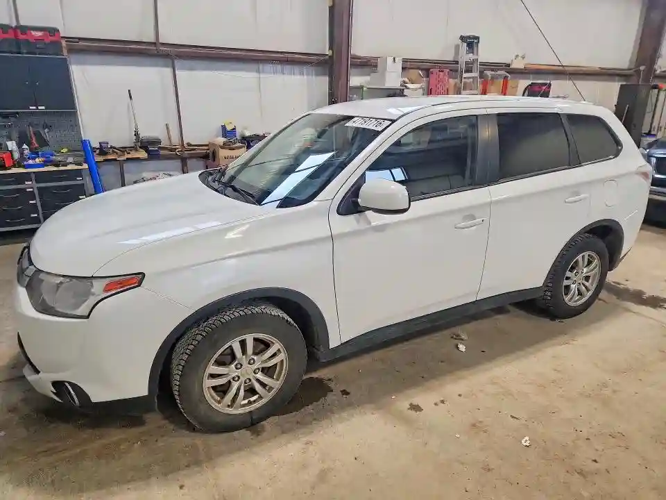 JA4AZ2A34FZ600999 2015 MITSUBISHI OUTLANDER-0