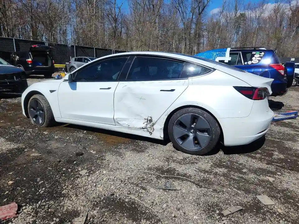 5YJ3E1EB8MF060954 2021 TESLA MODEL 3-1