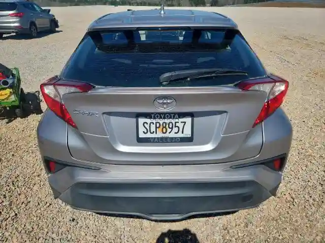 NMTKHMBX5JR001483 2018 TOYOTA C-HR-5
