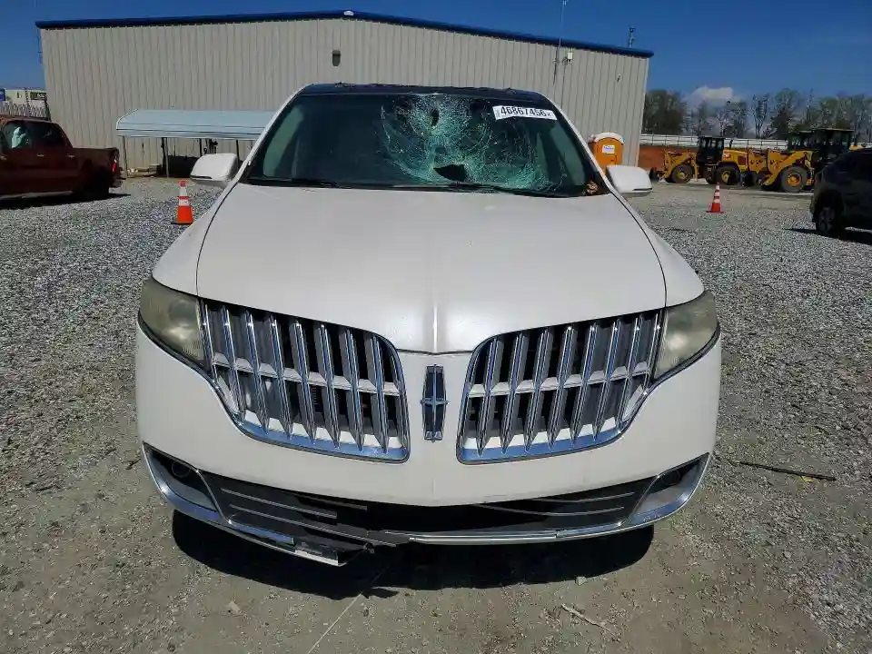 2LMHJ5FR6ABJ04754 2010 LINCOLN MKT-4