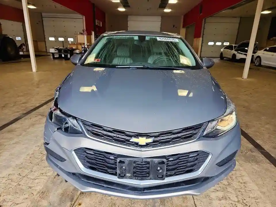 3G1BE6SM6HS565573 2017 CHEVROLET CRUZE-4