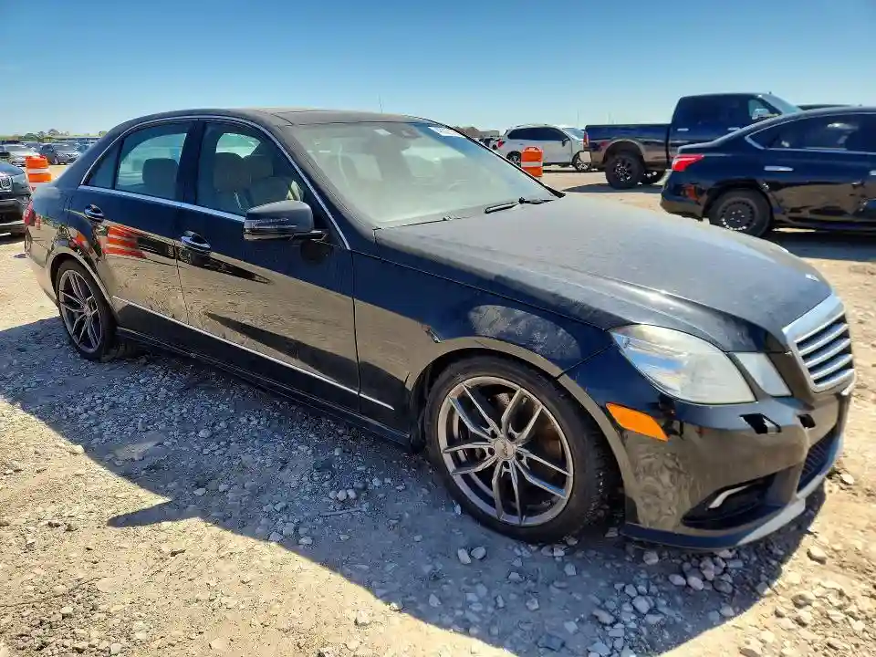 WDDHF5GB3BA418738 2011 MERCEDES-BENZ E-CLASS-3