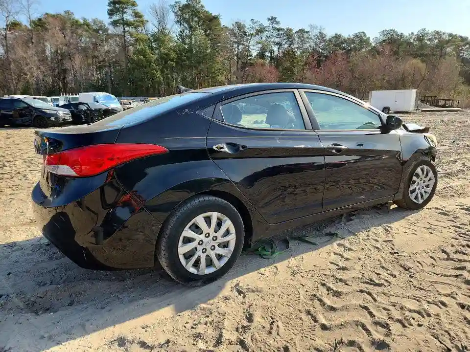 KMHDH4AE3CU475713 2012 HYUNDAI ELANTRA GL-2