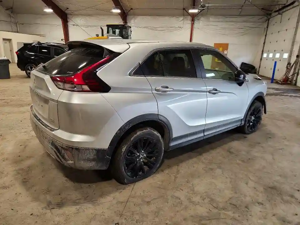 JA4ATVAA9PZ028833 2023 MITSUBISHI ECLIPSE-2