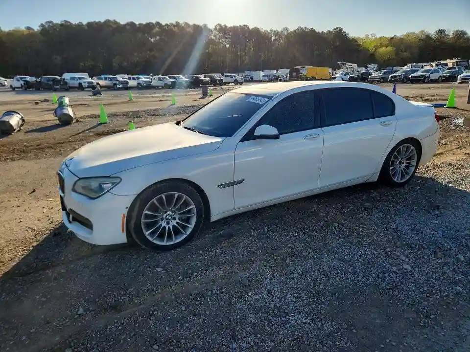 WBAYF8C56FD654099 2015 BMW 7 SERIES-0