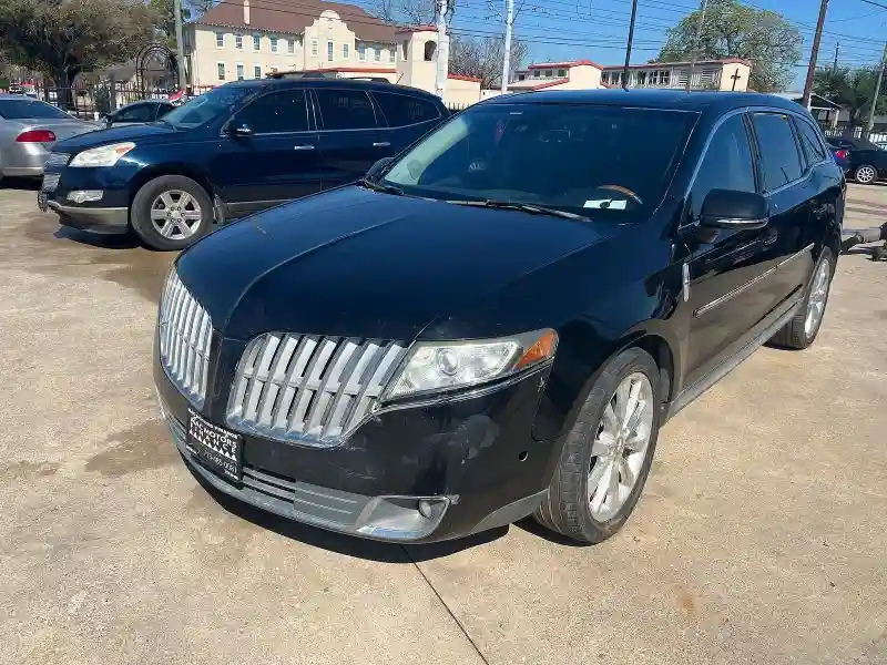 2LMHJ5AT4BBJ50409 2011 LINCOLN MKT-1