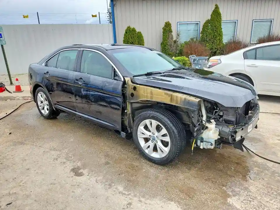 1FAHP2EWXBG152777 2011 FORD TAURUS-3