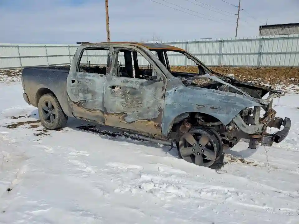 1C6RR6KT9FS650747 2015 RAM 1500-3