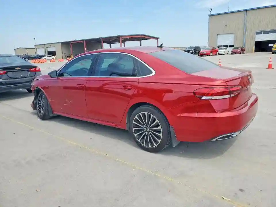 1VWBA7A36NC010087 2022 VOLKSWAGEN PASSAT-1