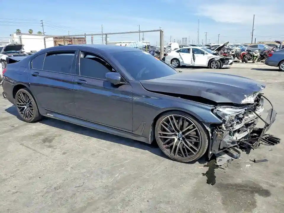 WBA7F0C5XKGM25835 2019 BMW 7 SERIES-3