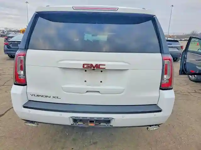 1GKS2GKC3HR177947 2017 GMC YUKON-5