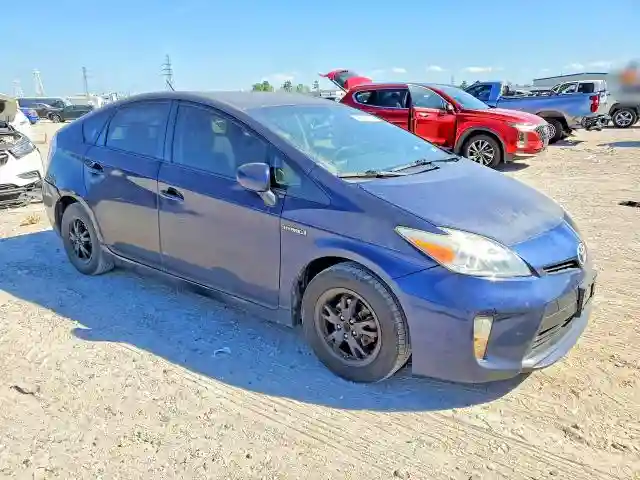 JTDKN3DU5D1644442 2013 TOYOTA PRIUS-3