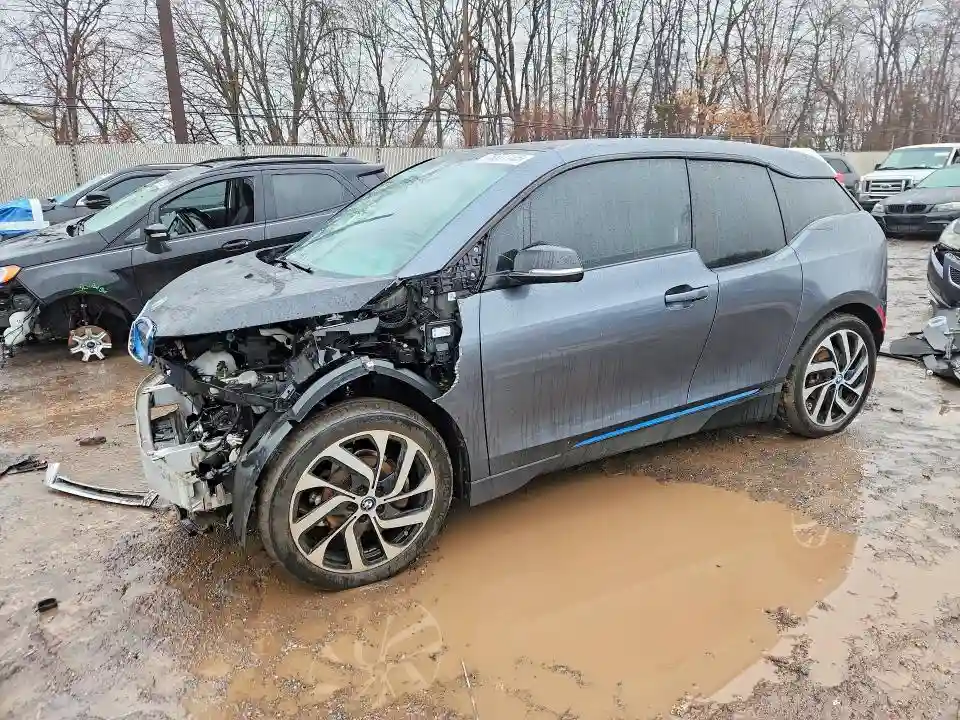 WBY1Z8C33HV894023 2017 BMW I SERIES-0