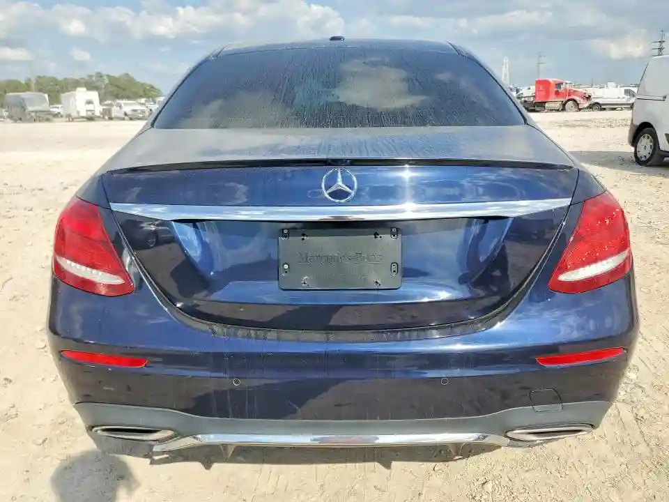 WDDZF4KB8HA225712 2017 MERCEDES-BENZ E-CLASS-5