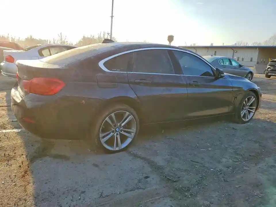 WBA4J3C50KBL10516 2019 BMW 4 SERIES-2