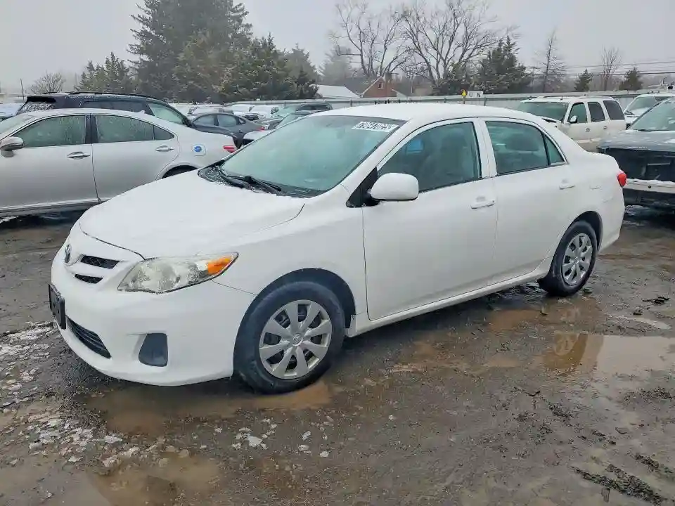 5YFBU4EE9DP224405 2013 TOYOTA COROLLA-0