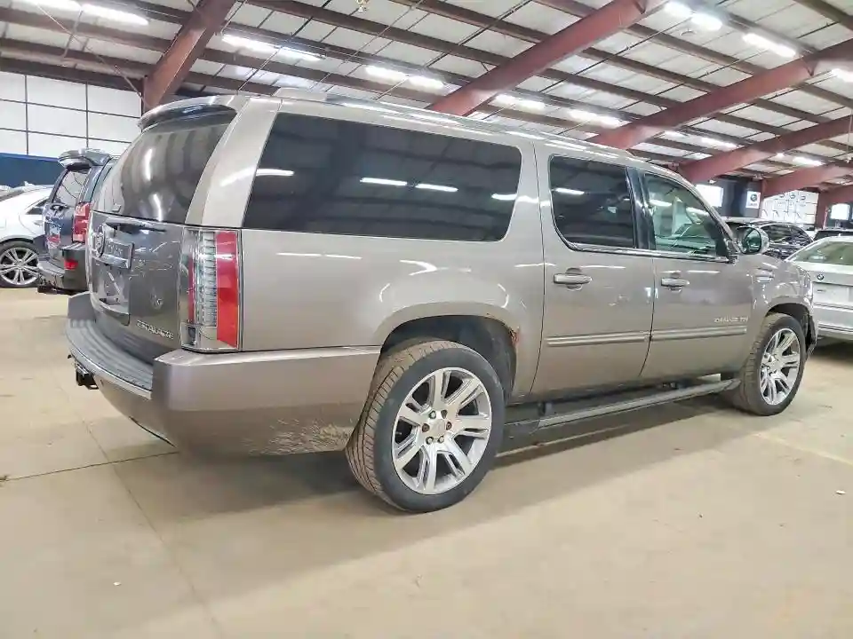 1GYS4JEF6DR312271 2013 CADILLAC ESCALADE-2