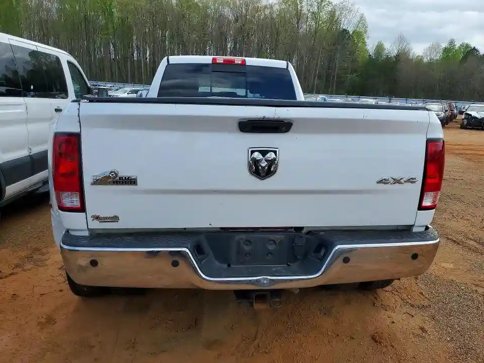 3C63RRHLXHG560693 2017 RAM 3500-5