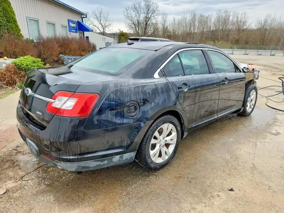 1FAHP2EWXBG152777 2011 FORD TAURUS-2