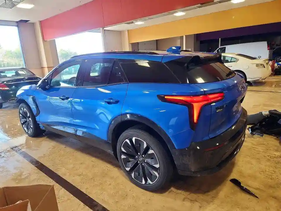 3GNKDCRJ2RS172067 2024 CHEVROLET BLAZER-1