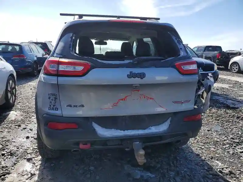 1C4PJMBS3HW620058 2017 JEEP CHEROKEE-5