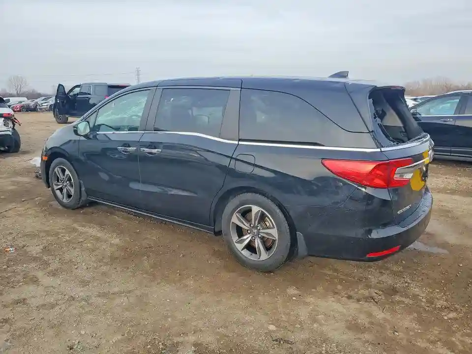 5FNRL6H82JB043656 2018 HONDA ODYSSEY-1