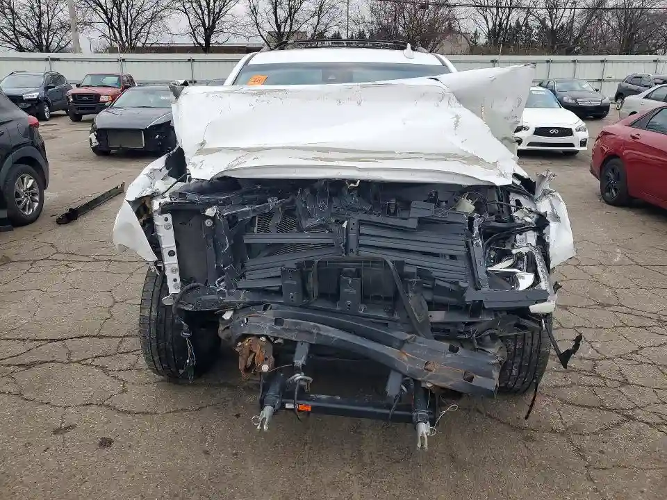 1GKS2GKC3HR177947 2017 GMC YUKON-4