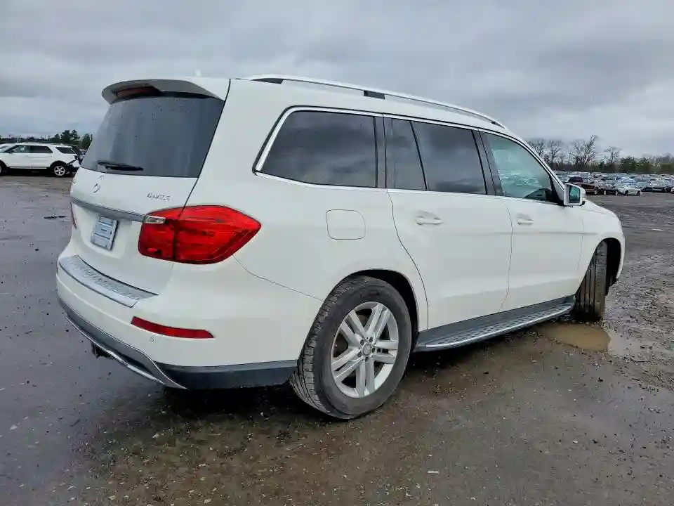 4JGDF6EE9FA513883 2015 MERCEDES-BENZ GL-CLASS-2