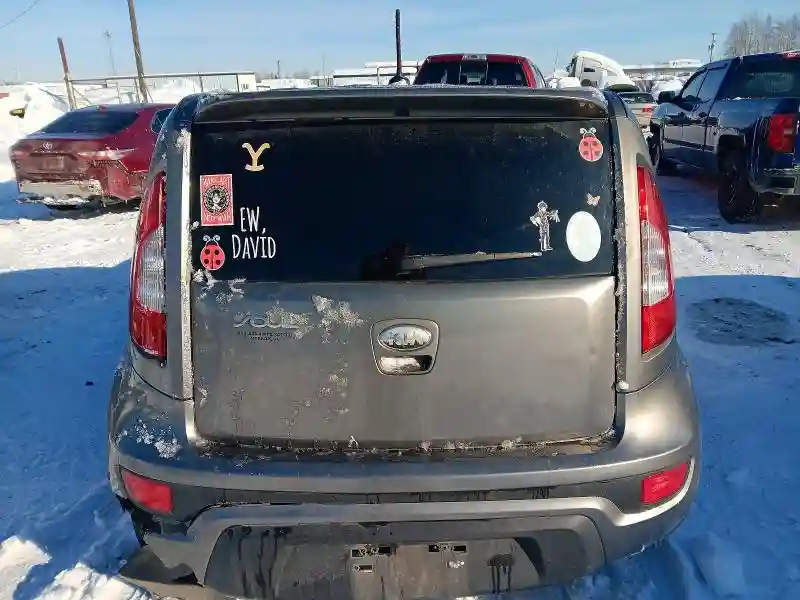 KNDJT2A5XD7614228 2013 KIA SOUL-5