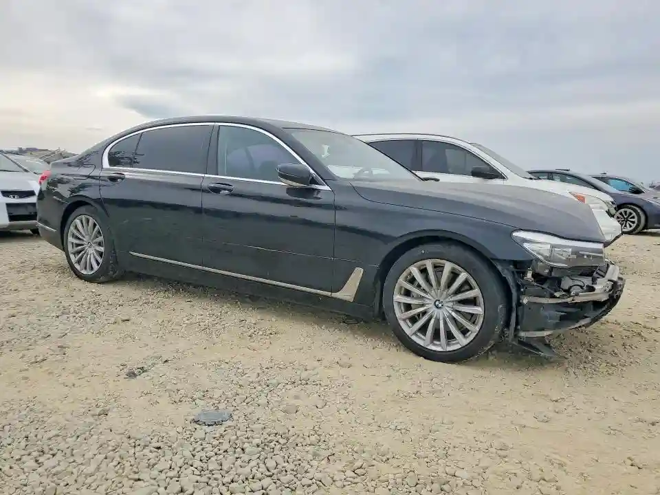 WBA7E2C50GG504663 2016 BMW 7 SERIES-3