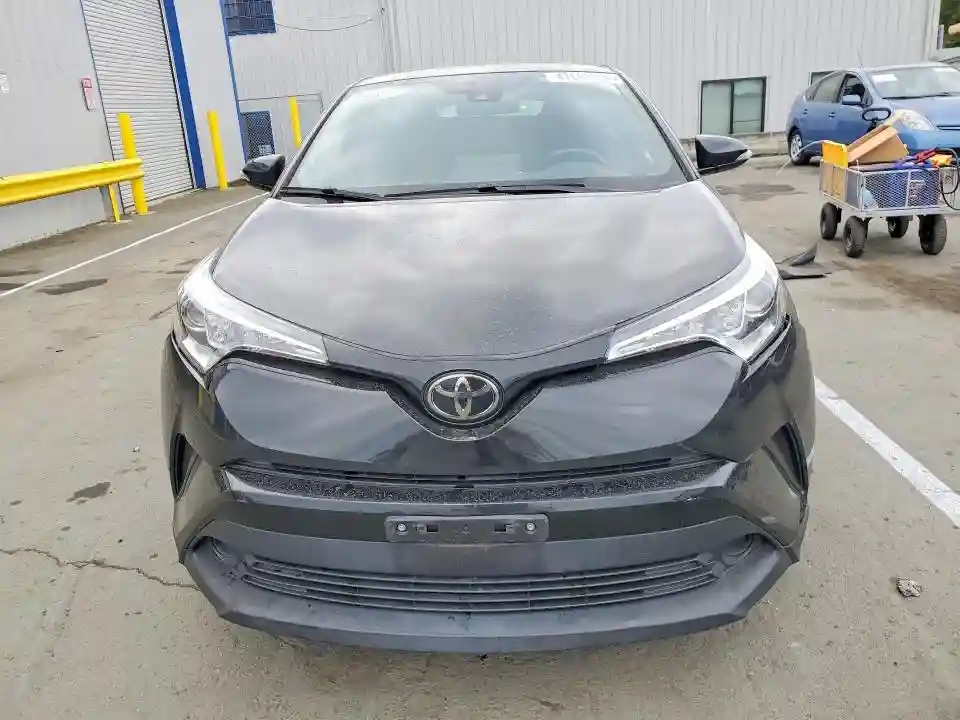 JTNKHMBX3K1027673 2019 TOYOTA C-HR-4