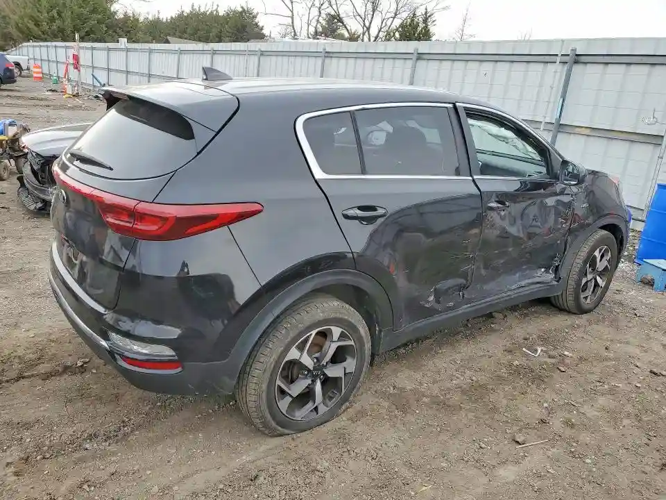 KNDPMCACXN7996158 2022 KIA SPORTAGE-2