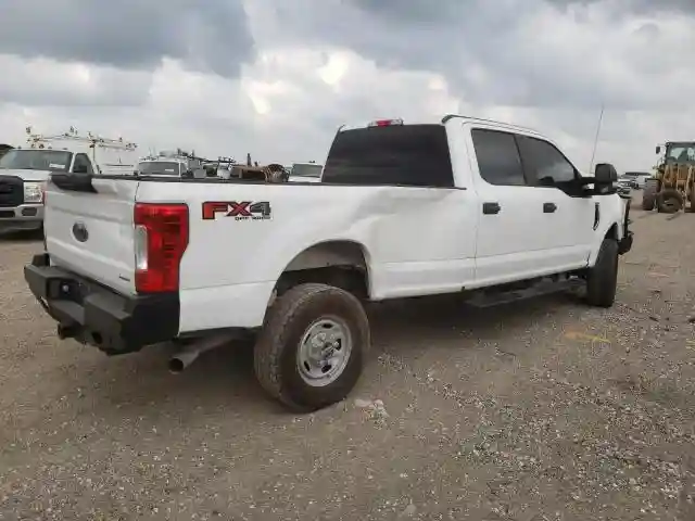 1FT7W2B67HEE58594 2017 FORD F250-2