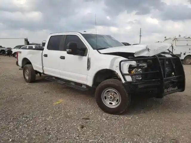 1FT7W2B67HEE58594 2017 FORD F250-3
