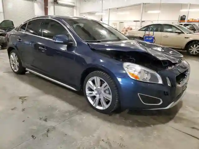 YV1902FH7D2174989 2013 VOLVO S60-3