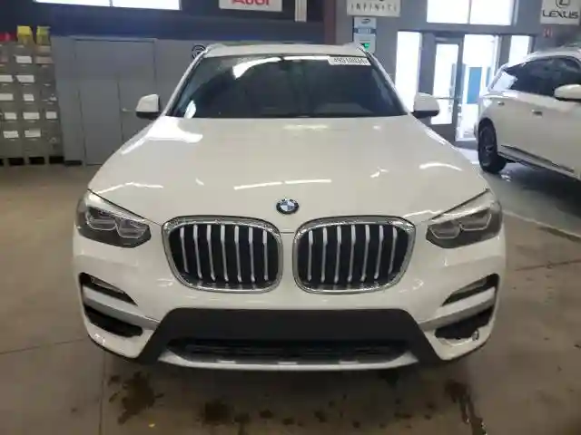 5UXTR7C59KLF27329 2019 BMW X3-4