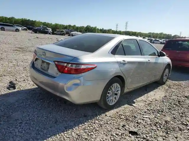 4T4BF1FK1GR571815 2016 TOYOTA CAMRY-2