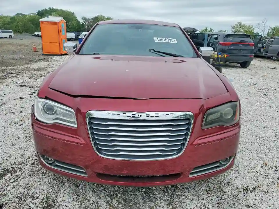 2C3CCAAG1EH341775 2014 CHRYSLER 300-4