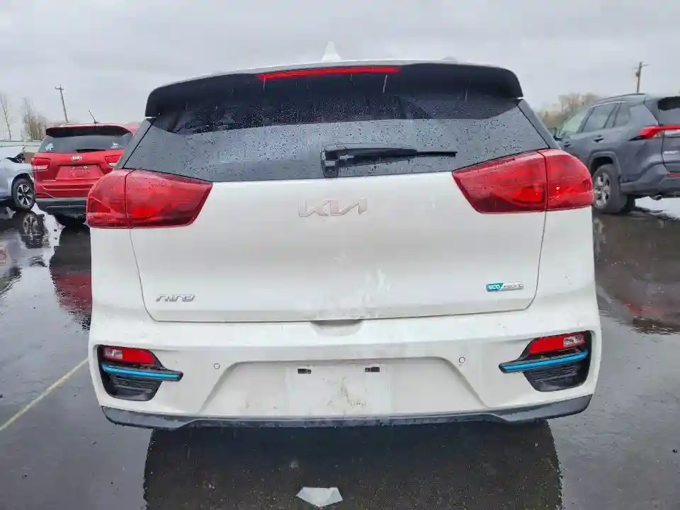 KNDCE3LGXN5146618 2022 KIA NIRO EV-5