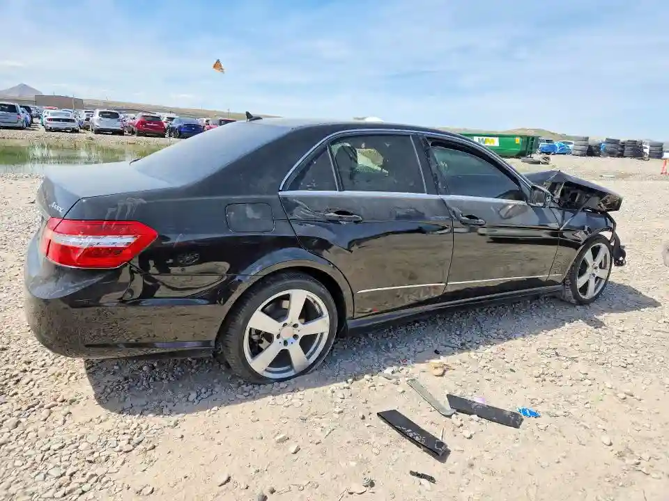 WDDHF8HBXAA098655 2010 MERCEDES-BENZ E-CLASS-2
