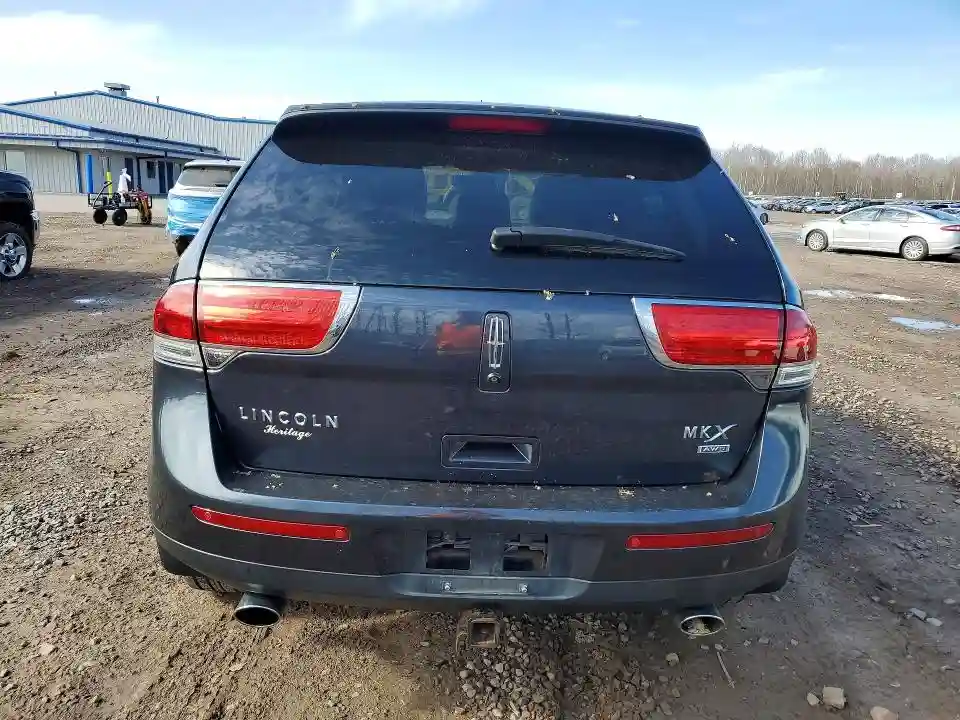 2LMDJ8JK0DBL36300 2013 LINCOLN TOWNHOUSE MKX-5